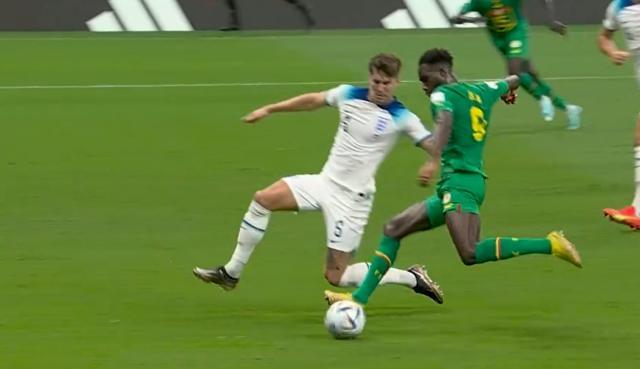 1670182552229060457.jpg 675887658768756.jpg