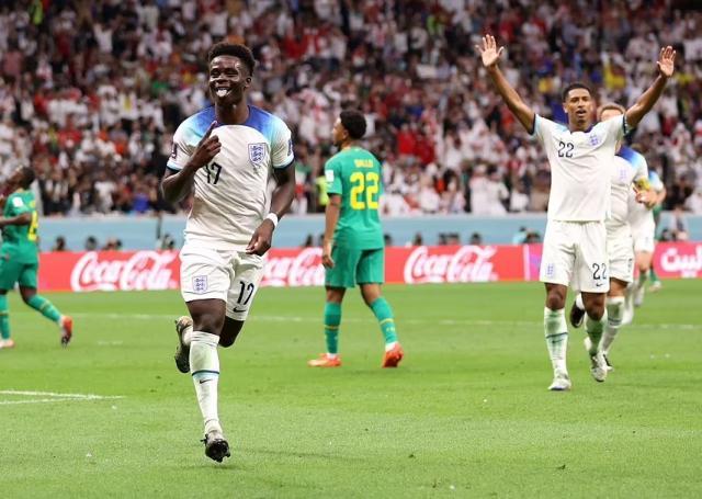 1670197469253031858.jpg 65230363-11495113-image-a-107_16.jpg