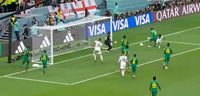 1670187103918020003.jpg 7654746547654675.jpg